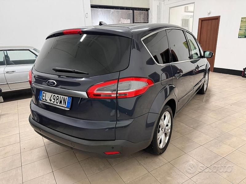 Usata Ford S-MAX Titanium 163 CV (119 kW) 2012 Grigio Monovolume