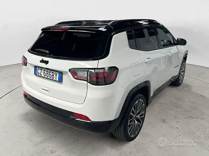 Usata Jeep Compass Summit 131 CV (96 kW) 2025 Bianco SUV