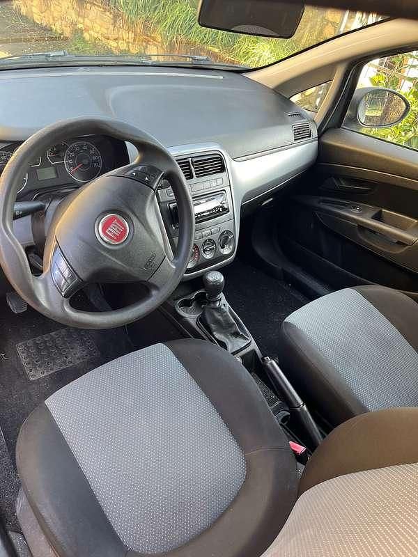 Usata Fiat Punto 69 CV (50 kW) 2011 Utilitaria