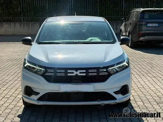 Usata Dacia Sandero Essentiel 101 CV (74 kW) 2023 Bianco Berlina