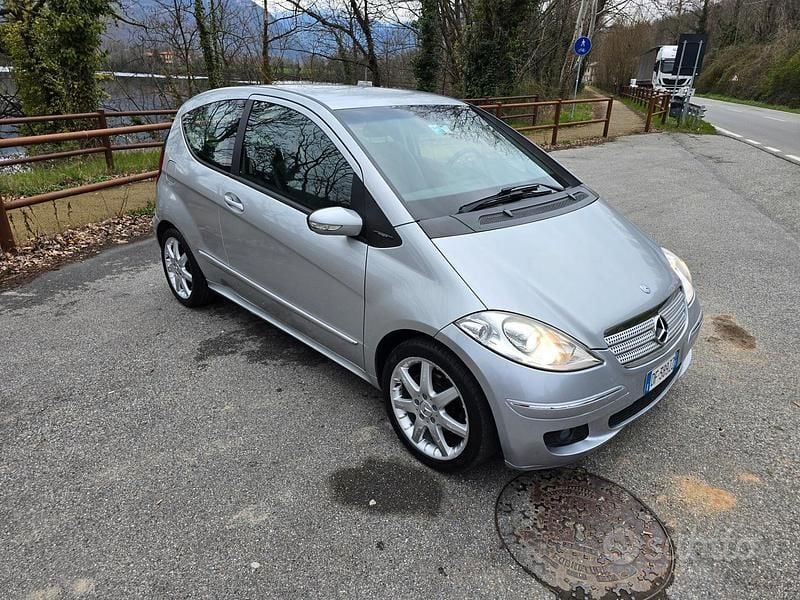 Usata Mercedes A150 Avantgarde 95 CV (69 kW) 2007 Grigio Coupé