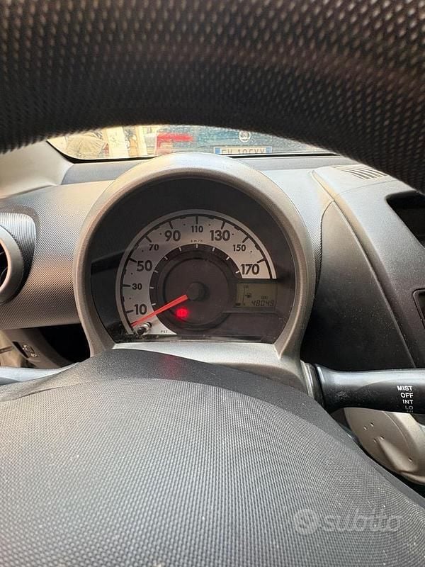 Usata Citroën C1 Attraction 68 CV (50 kW) 2012 Bianco Utilitaria