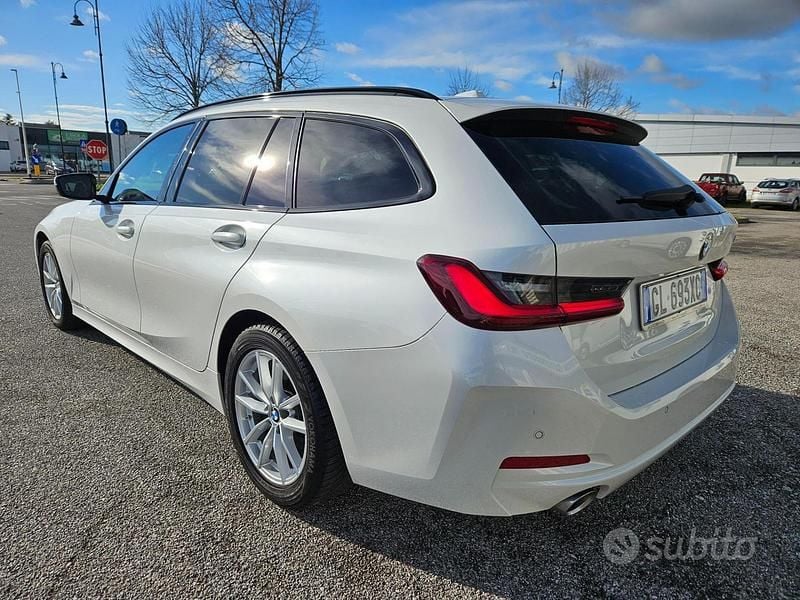 Usata BMW 318 150 CV (110 kW) 2022 Bianco Station wagon