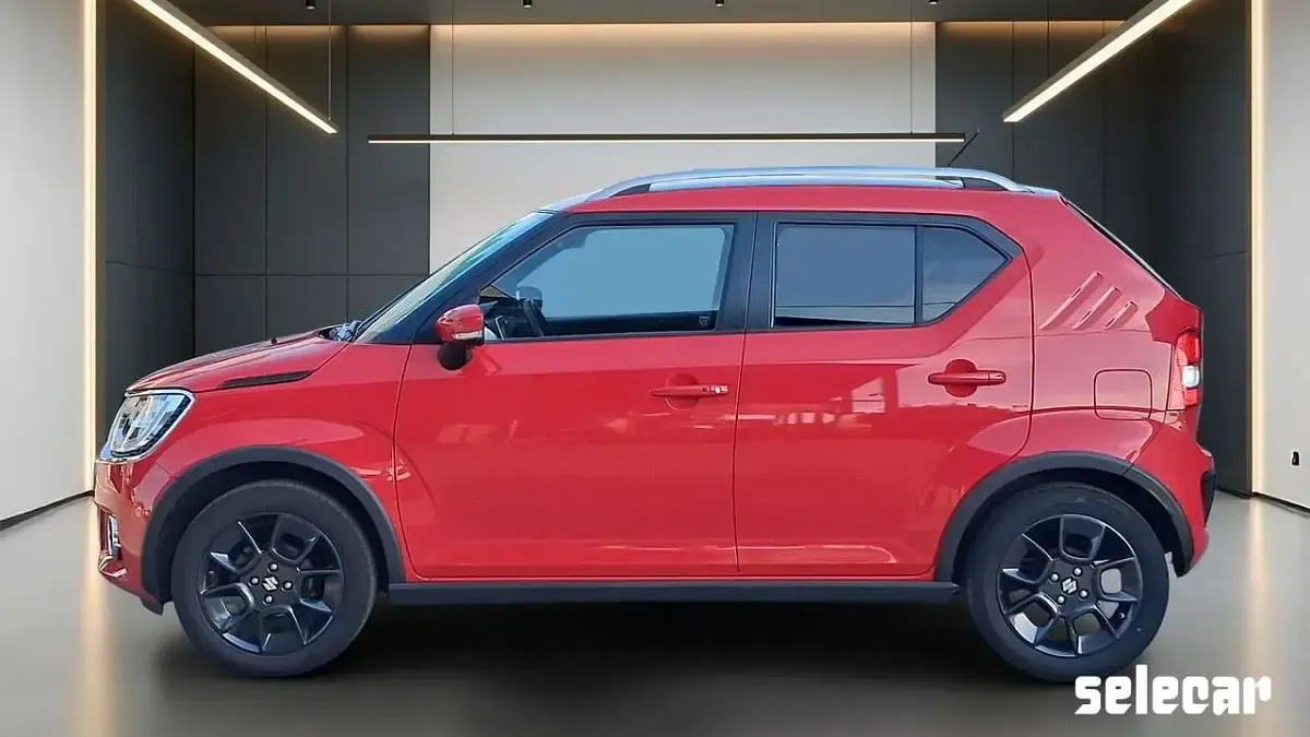 Usata Suzuki Ignis 90 CV (66 kW) 2017 Rosso SUV
