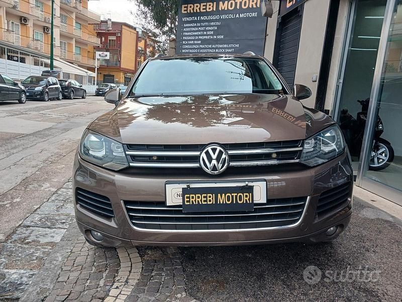 Usata VW Touareg 280 CV (205 kW) 2011 Marrone SUV