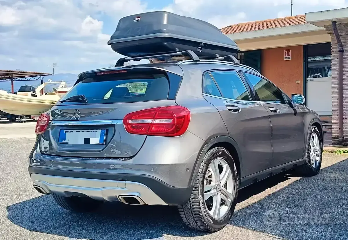 Usata Mercedes GLA200 Premium 136 CV (100 kW) 2016 Grigio SUV