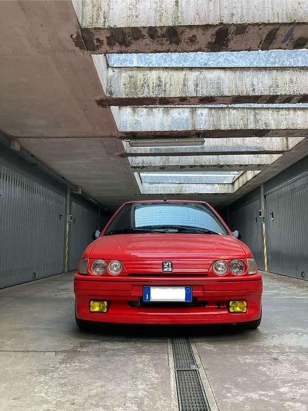 Usata Peugeot 106 98 CV (72 kW) 1994 Rosso Utilitaria