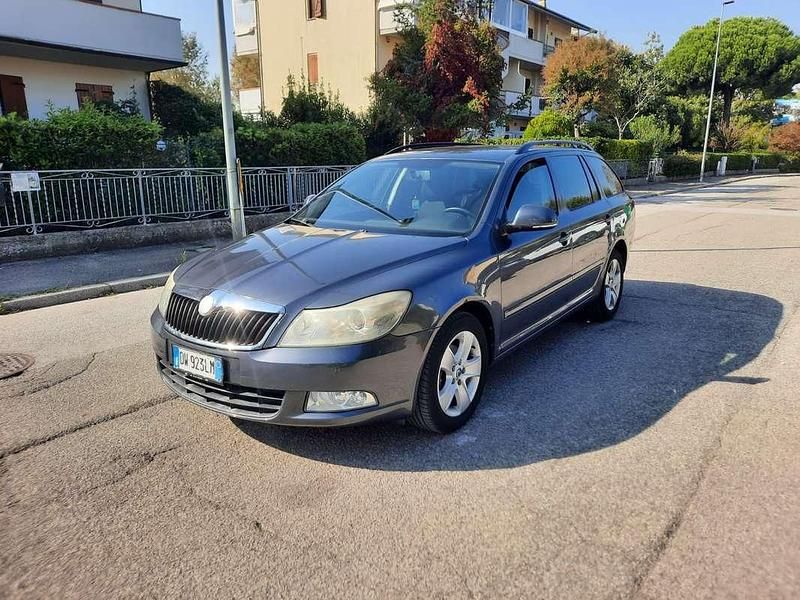 Usata 2010 Skoda Octavia Ambiente Station wagon | 2550 € (Super prezzo) - Immagine 1/4
