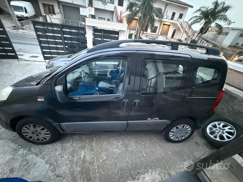 Usata Citroën Nemo 70 CV (51 kW) 2010 Nero Monovolume