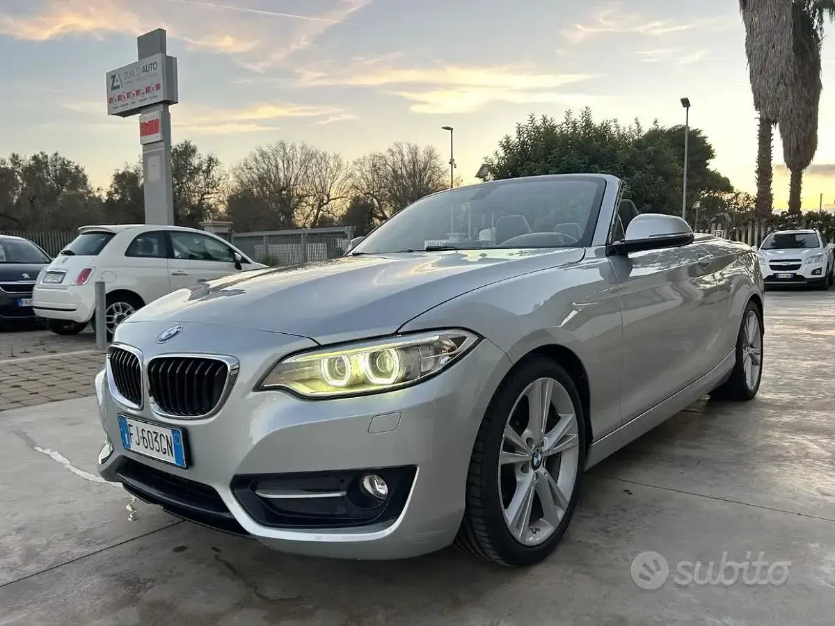 Usata BMW 220 Sport Line 190 CV (139 kW) 2017 Cabrio