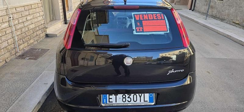 Usata Fiat Punto 80 CV (58 kW) 2008 Berlina