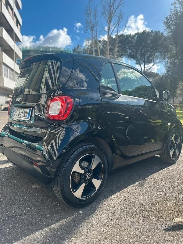 Usata Smart ForTwo Coupé Passion 71 CV (52 kW) 2018 Nero Coupé