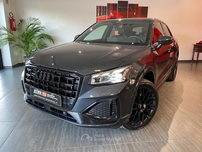 Usata Audi Q2 S-Line 150 CV (110 kW) 2021 Grigio SUV