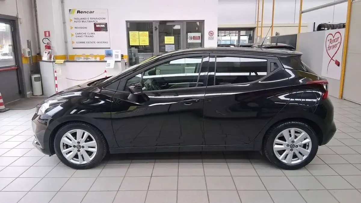 Usata Nissan Micra N-Connecta 101 CV (74 kW) 2019 Nero Utilitaria