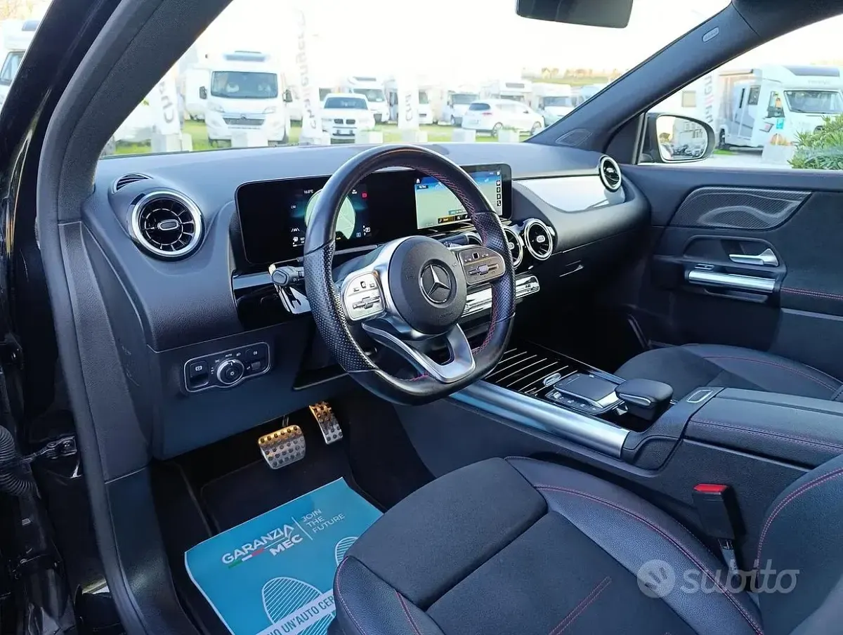 Usata Mercedes GLA200 Premium 150 CV (110 kW) 2022 Nero SUV