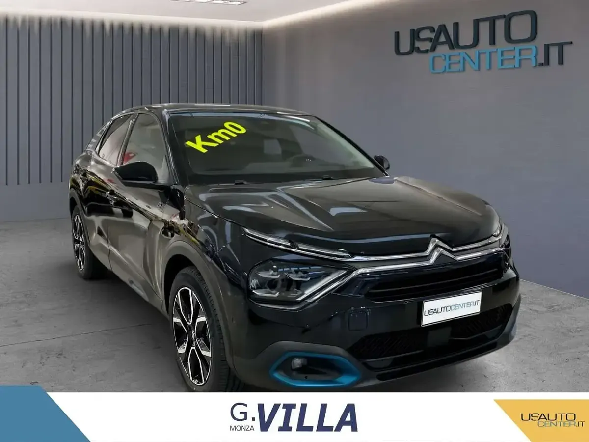 Usata Citroën e-C4 Shine 100 kW (136 CV) 2023 Grigio SUV