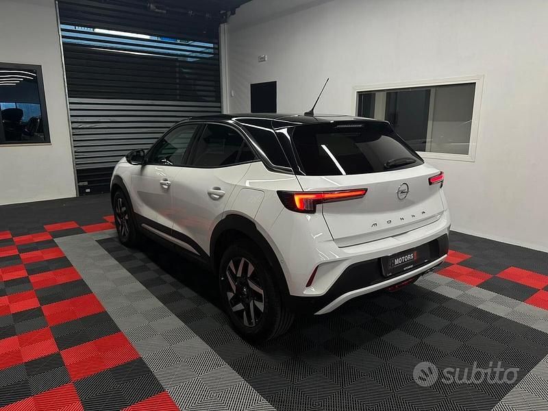 Usata Opel Mokka Elegance 131 CV (96 kW) 2023 Bianco SUV