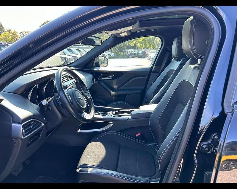 Usata Jaguar F-Pace R-Sport 179 CV (131 kW) 2016 Nero SUV