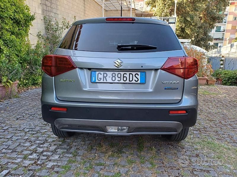 Usata Suzuki Vitara 2023 Grigio SUV