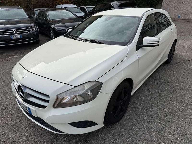 Usata Mercedes A180 109 CV (80 kW) 2013 Bianco Berlina