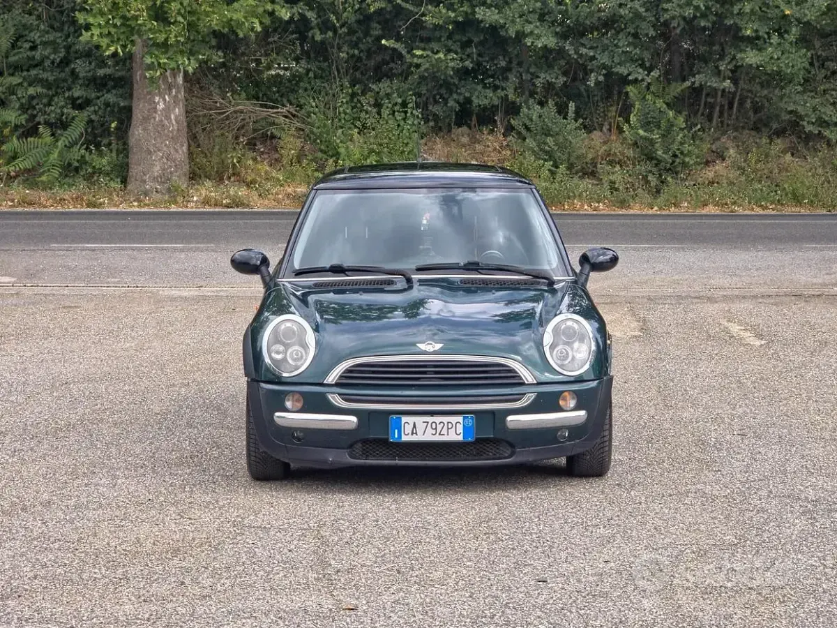 Usata Mini ONE 90 CV (66 kW) 2002 Verde Utilitaria