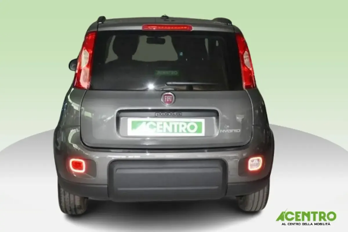 Usata Fiat Panda 70 CV (51 kW) 2023 Grigio Utilitaria