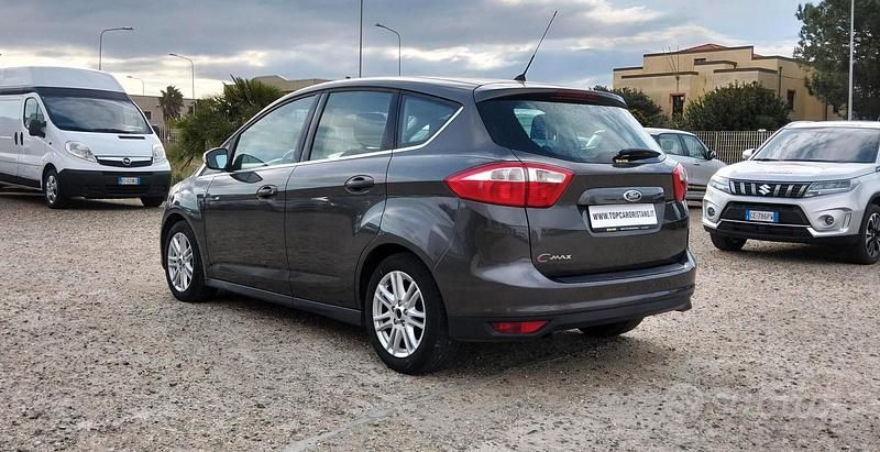 Usata Ford C-MAX Titanium 115 CV (84 kW) 2015 Grigio Monovolume