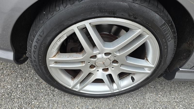 Usata Mercedes C220 Avantgarde 170 CV (125 kW) 2009 Grigio Berlina
