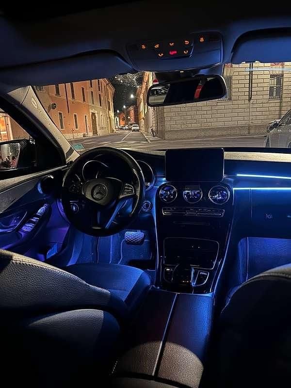 Usata Mercedes C250 Premium 204 CV (150 kW) 2015 Blu/azzurro Station wagon