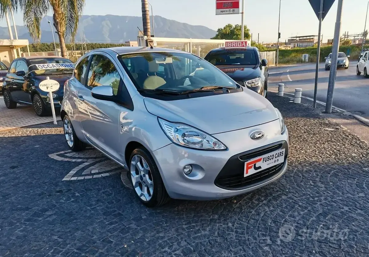 Usata Ford Ka Titanium 69 CV (50 kW) 2010 Grigio Utilitaria