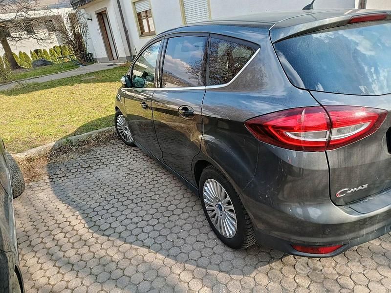 Usata Ford C-MAX 120 CV (88 kW) 2016 Grigio Monovolume