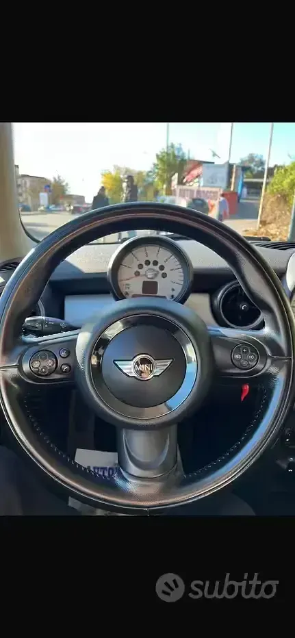 Usata Mini Cooper D 112 CV (82 kW) 2011 Utilitaria