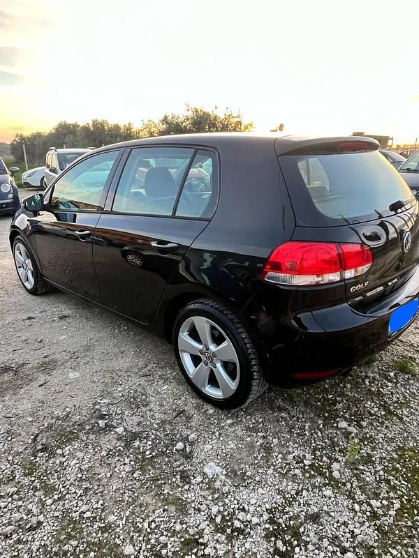 Usata VW Golf VII 104 CV (76 kW) 2012 Nero Berlina