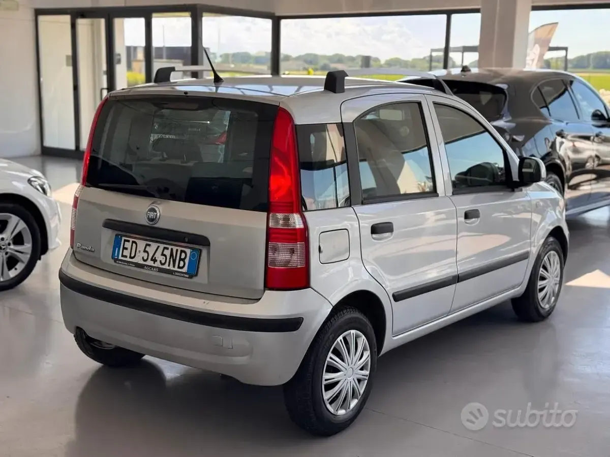 Usata Fiat Panda Emotion 60 CV (44 kW) 2010 Grigio Utilitaria