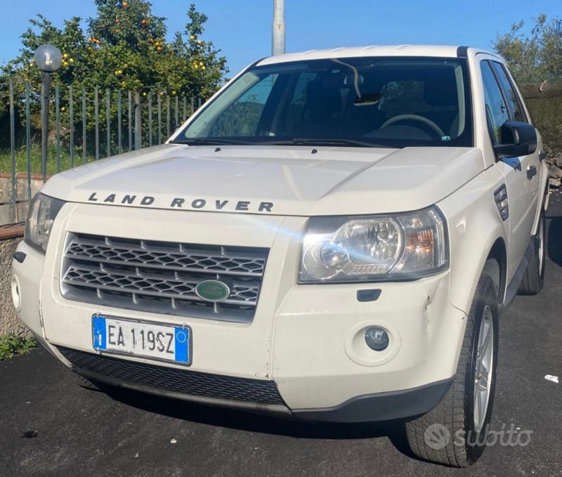 Bianco Usata 2010 Land Rover Freelander 2 SUV | 5500 € (Super prezzo) - Immagine 1/4