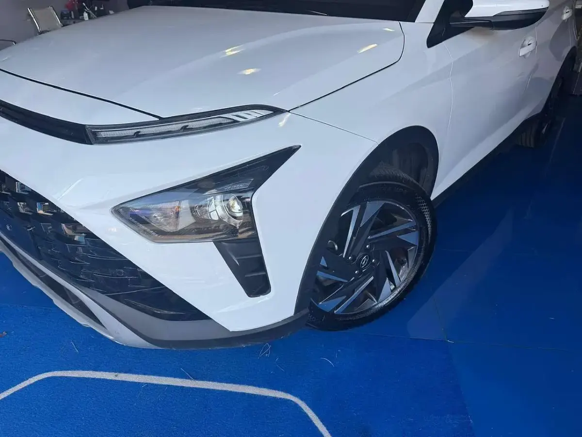 Usata Hyundai Bayon 84 CV (61 kW) 2023 Bianco SUV