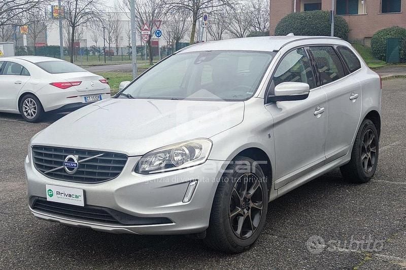 Usata Volvo XC60 Ocean Race 190 CV (139 kW) 2016 Grigio SUV