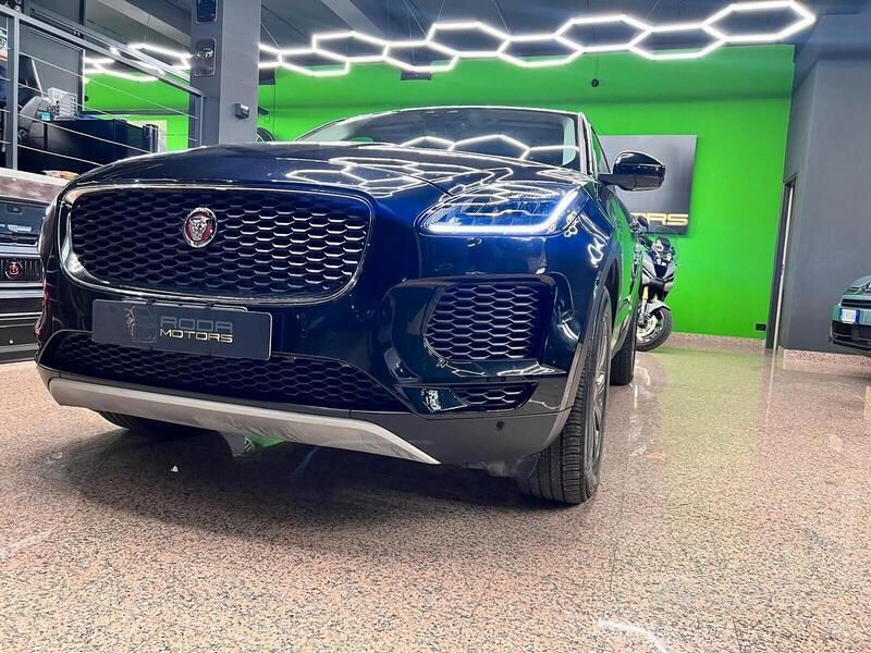 Usata Jaguar E-Pace R-Dynamic 150 CV (110 kW) 2019 Nero SUV