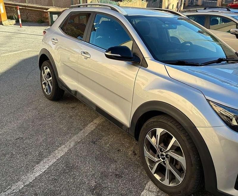 Usata Kia Stonic GT-Line 101 CV (74 kW) 2022 Grigio SUV
