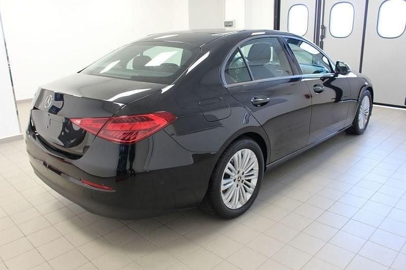 Usata Mercedes C200 Business 163 CV (119 kW) 2023 Nero Berlina