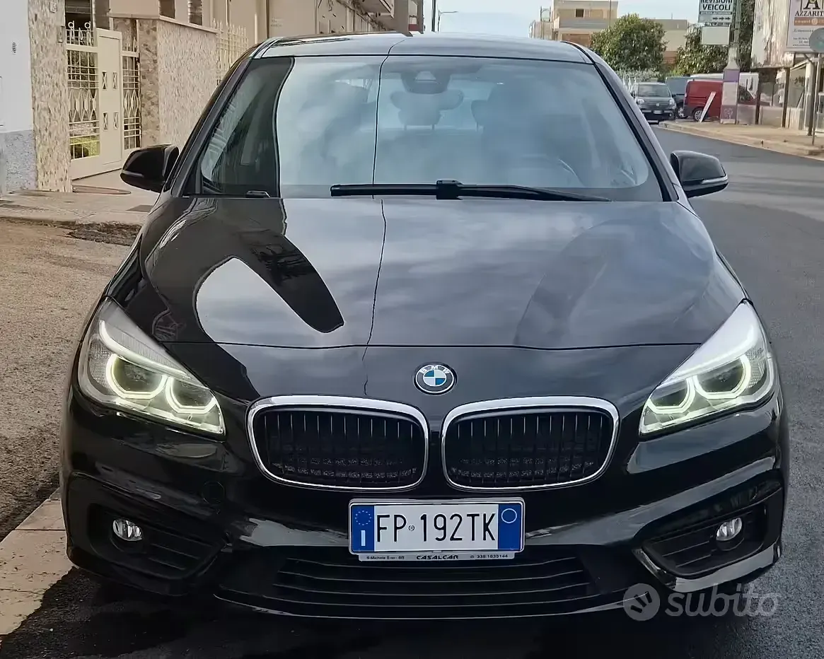 Usata BMW 216 Active Tourer Advantage 116 CV (85 kW) 2016 Nero Monovolume