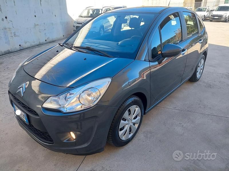 Nero Usata 2012 Citroën C3 Tre volumi | 1800 € (Buon prezzo) - Immagine 1/4