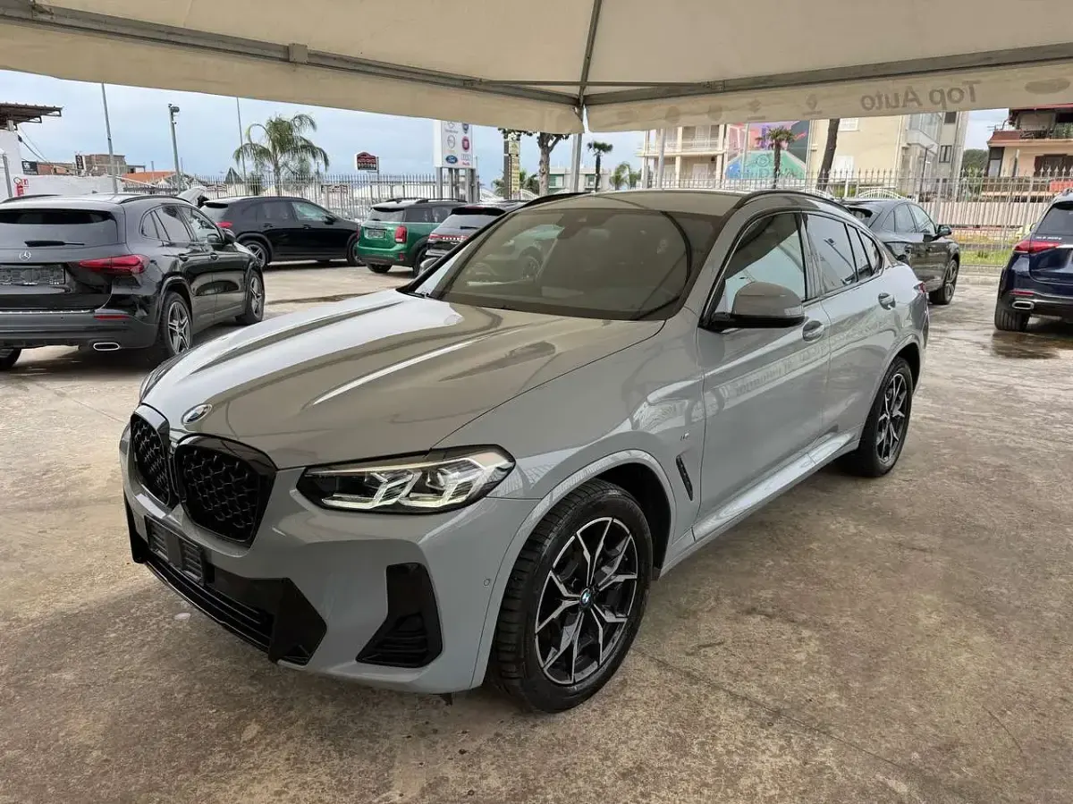 Usata BMW X4 M Sport 190 CV (139 kW) 2022 Grigio SUV