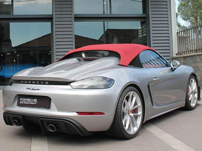 Usata Porsche 718 Spyder 420 CV (308 kW) 2021 Argento gt metallizzato Cabrio