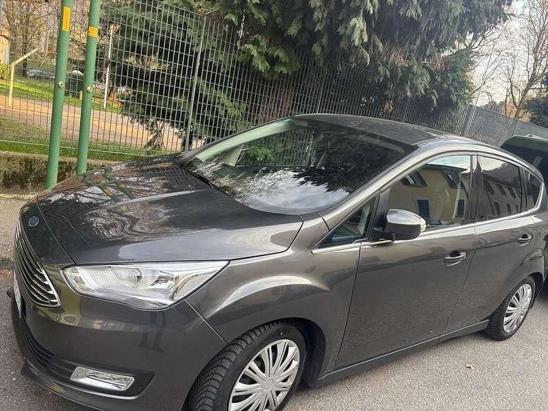 Usata Ford C-MAX Titanium 120 CV (88 kW) 2018 Monovolume