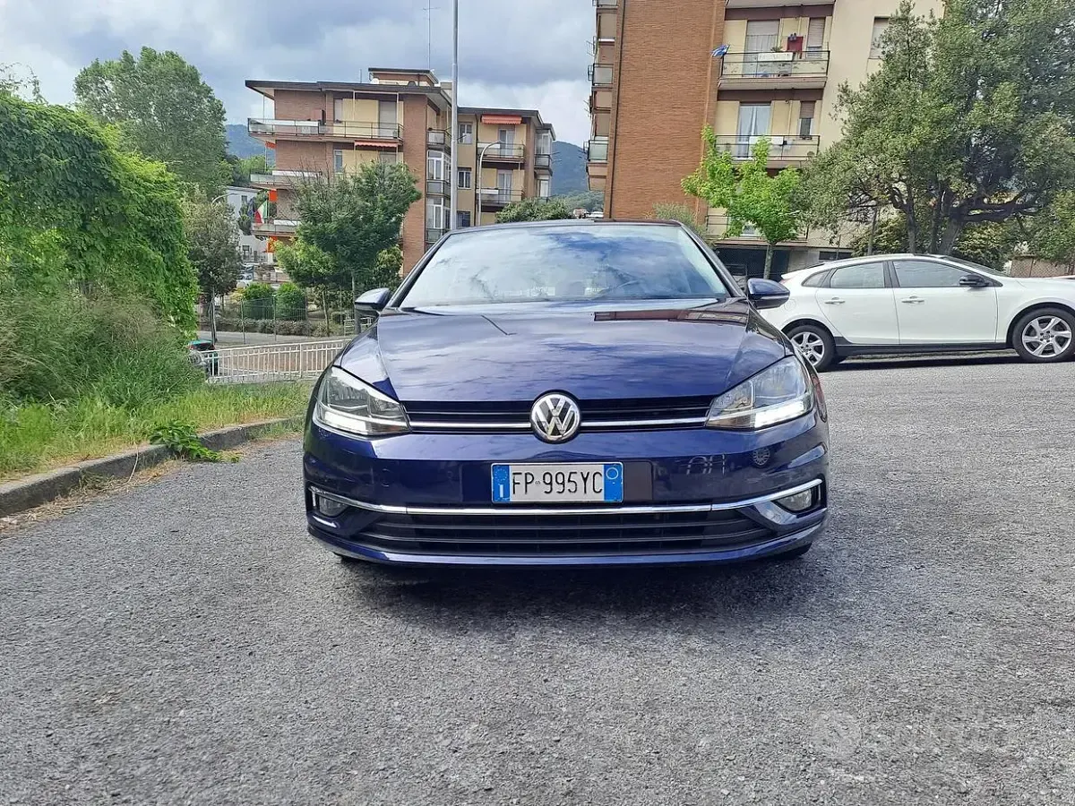 Usata VW Golf VII Executive 116 CV (85 kW) 2018 Bluazzurro Berlina