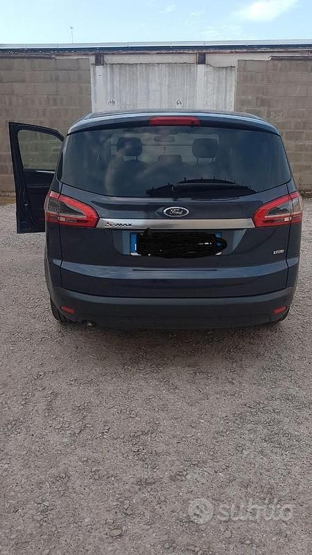 Usata Ford S-MAX S 163 CV (119 kW) 2010 Monovolume