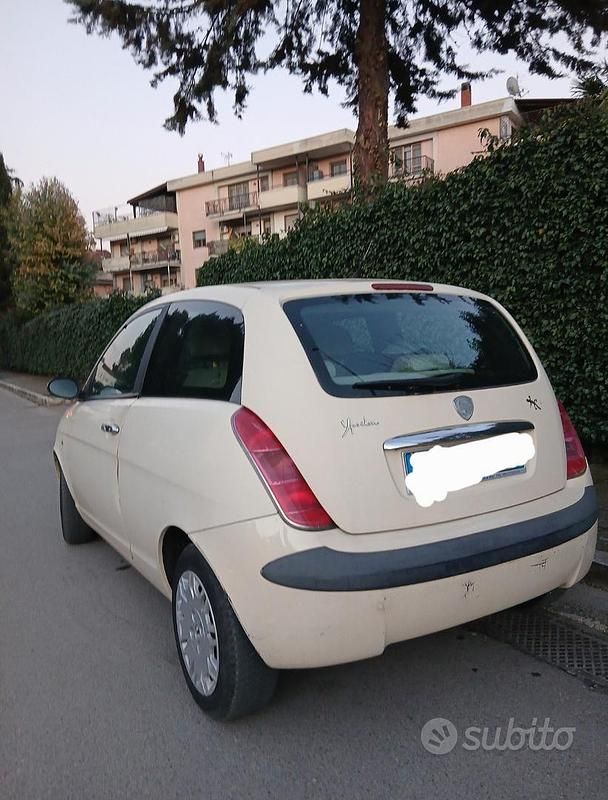Usata Lancia Ypsilon 2005 Giallo Utilitaria