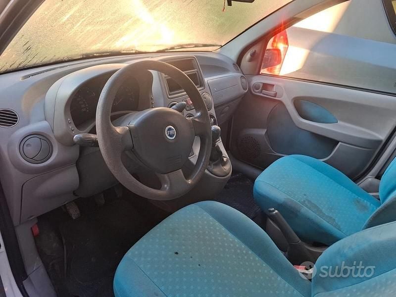 Usata Fiat Panda Dynamic 70 CV (51 kW) 2005 Bianco Berlina