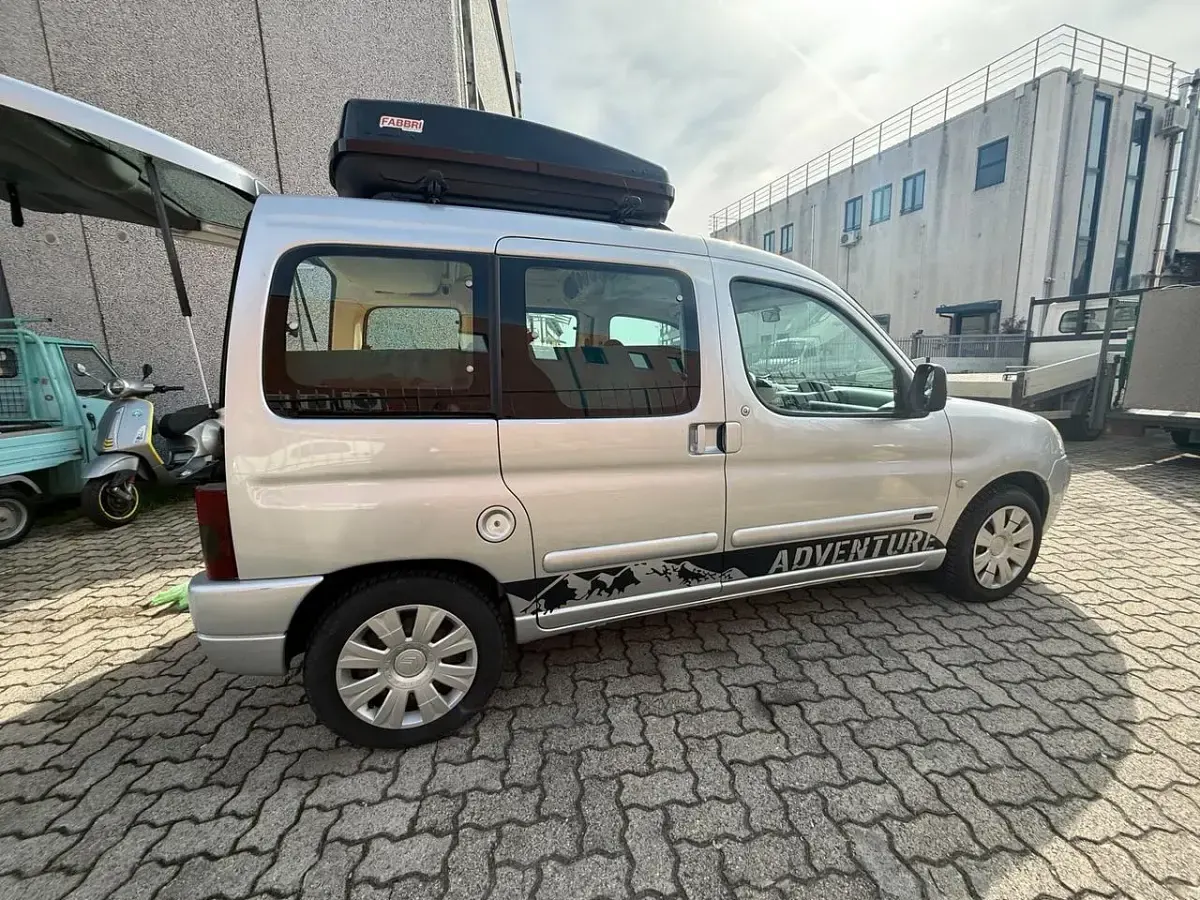 Usata Citroën Berlingo 89 CV (65 kW) 2026 Argento Monovolume